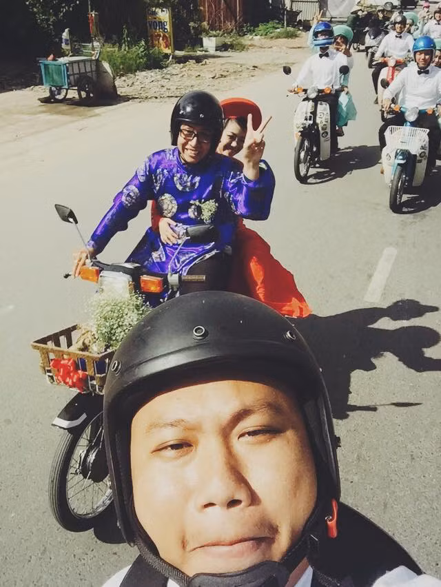 Đám cưới diễn ra ngày 21/11, những hình ảnh ghi lại trong đám cưới đến nay đã được hàng nghìn dân mạng tặng nút like sau khi chia sẻ trên mạng xã hội.