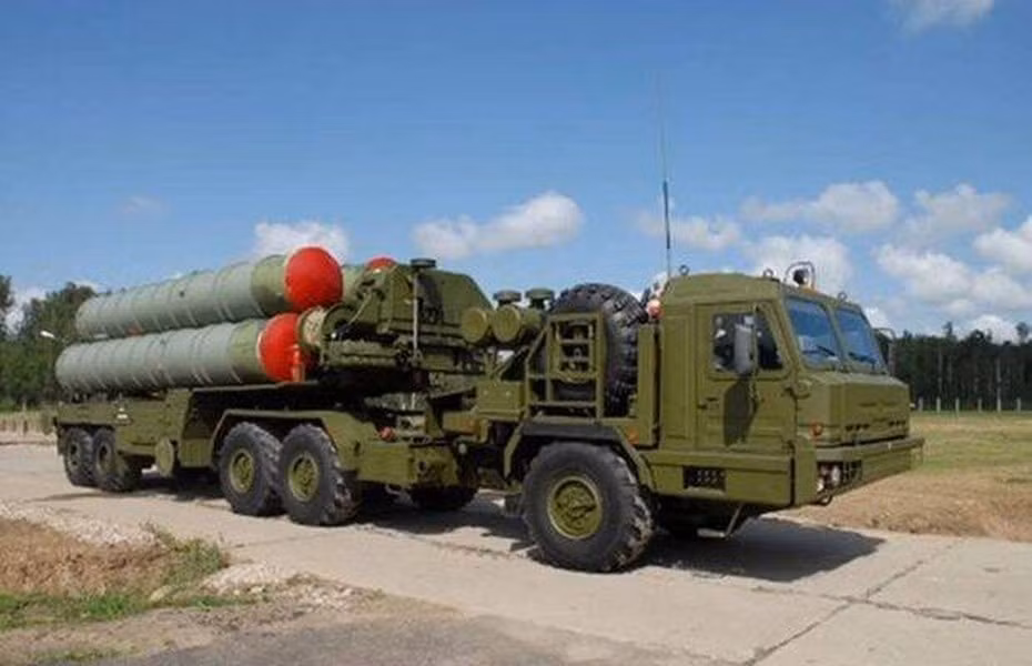 Tuy nhiên điều thú vị cần lưu ý là căn cứ của không quân của NATO tại Incirlik ở Thổ Nhĩ Kỳ vẫn tiếp tục hoạt động. Trong cùng khoảng thời gian đó, Ấn Độ đã ký một thỏa thuận khổng lồ với Nga, trị giá 5 tỷ USD, để mua 5 trung đoàn S-400.