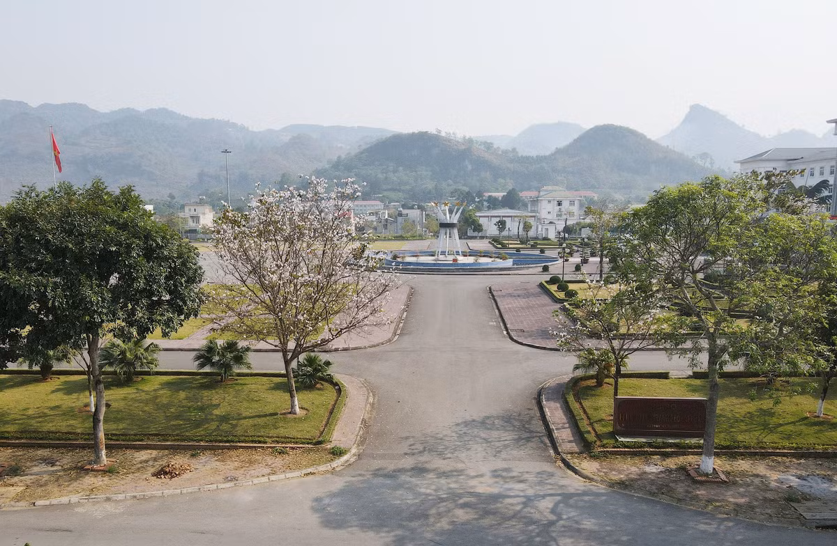 Trung tâm hành chính thành phố Lai Châu, tỉnh Lai Châu.