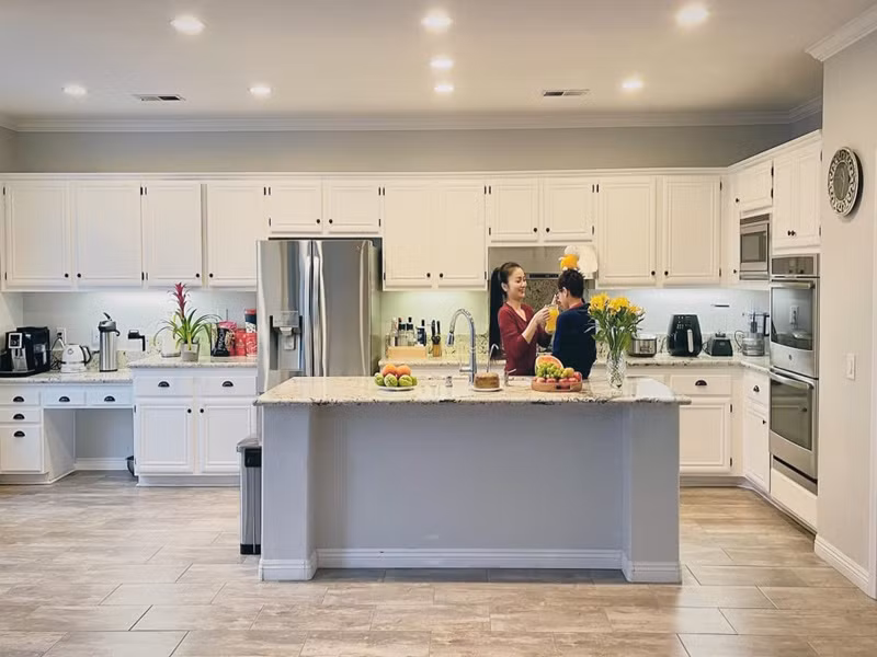 Nữ diễn viên nấu nhiều món ăn Việt dù ở Mỹ.