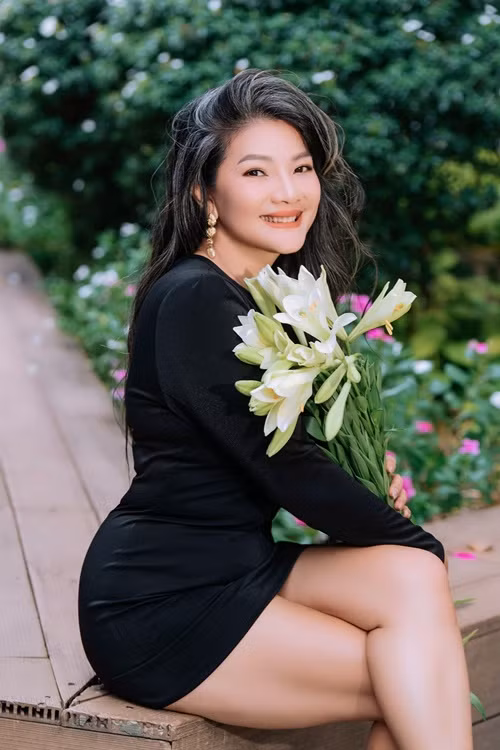 Để mặc đẹp hơn, nữ diễn viên phim Mùa len trâu đã nỗ lực giảm cân.