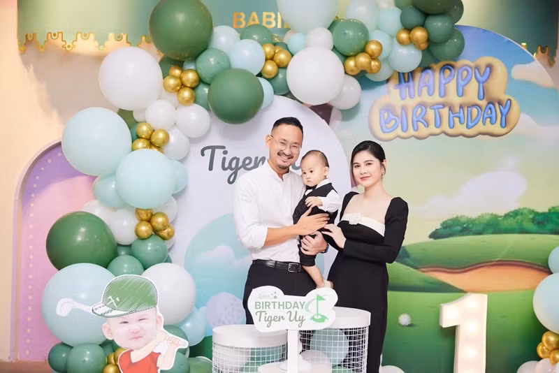 Nữ MC tâm sự, bố mẹ chồng rất tâm lý và thoải mái nên cô không bị áp lực về chuyện mẹ chồng nàng dâu.