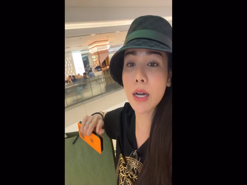 TiTi - Tuyết Nhung tổ chức lễ ăn hỏi vào ngày 20/4 tại Cần Thơ và đám cưới vào ngày 23/4 tại TP HCM. Dù nhận được lời mời của TiTi, Nhật Kim Anh không thể tham dự hôn lễ. Ảnh: FBNV.