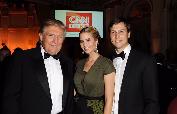 Trong một cuộc phỏng vấn tháng 7 năm ngoái, Jared khẳng định bố vợ Donald Trump không phải là một người phân biệt chủng tộc.