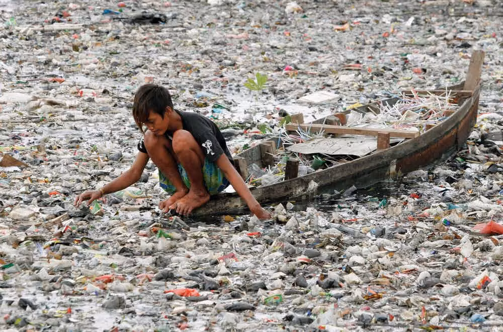 Danh sách dòng sông bị ô nhiễm trầm trọng trên thế giới còn có sông Citarum ở Indonesia. Có tin nói, khoảng 50 nghìn người thiệt mạng mỗi năm vì con sông ô nhiễm này.