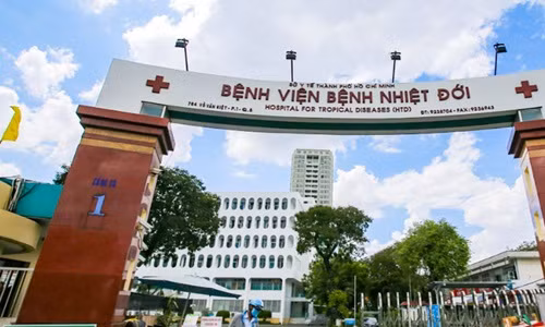 Bệnh viện Bệnh Nhiệt đới TP HCM chính thức dỡ bỏ cách ly Benh vien Benh Nhiet doi TP HCM chinh thuc do bo cach ly