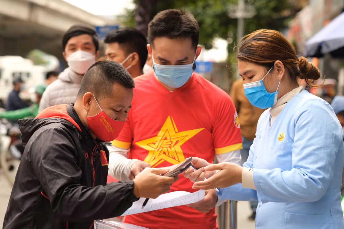 Theo yêu cầu của SVĐ Mỹ Đình, CĐV muốn vào sân phải có xét nghiệm âm tính với COVID-19 bằng phương pháp PCR.