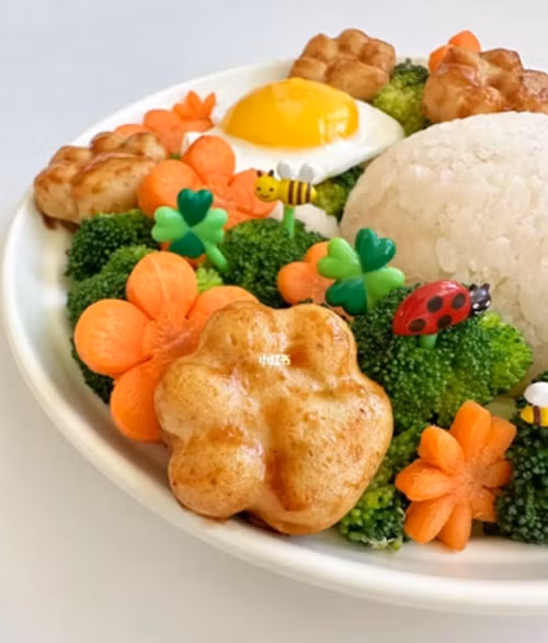 Cách làm món cơm mèo dễ thương lấy lòng bé con ngày Tết - Hình 3 Cach lam mon com meo de thuong lay long be con ngay Tet-Hinh-3
