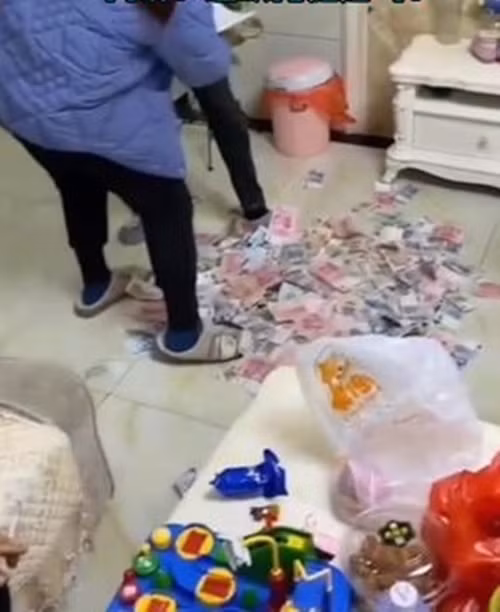 Me chong danh bai, con dau ung ho va cai ket kinh ngac
