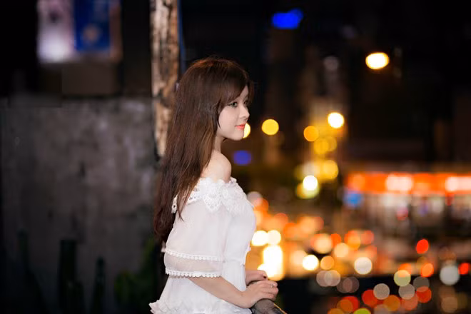 Còn Phương Tâm, ngoài giờ học, cô kinh doanh thời trang và tham gia vào các hoạt động, sản phẩm hài của nhóm BB&amp;BG. Gần đây, 9X thay thế phong cách dễ thương bằng hình ảnh trưởng thành và quyến rũ hơn.