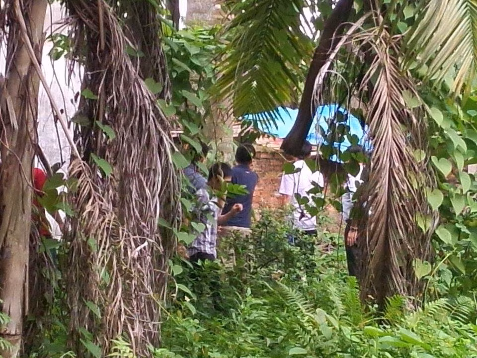 Giet chu no, phi tang xac sau nha