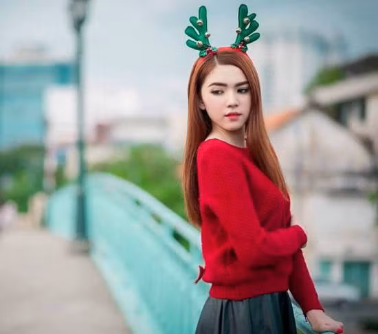 Nữ sinh rất vui và tự hào khi mang dòng máu Việt Nam.