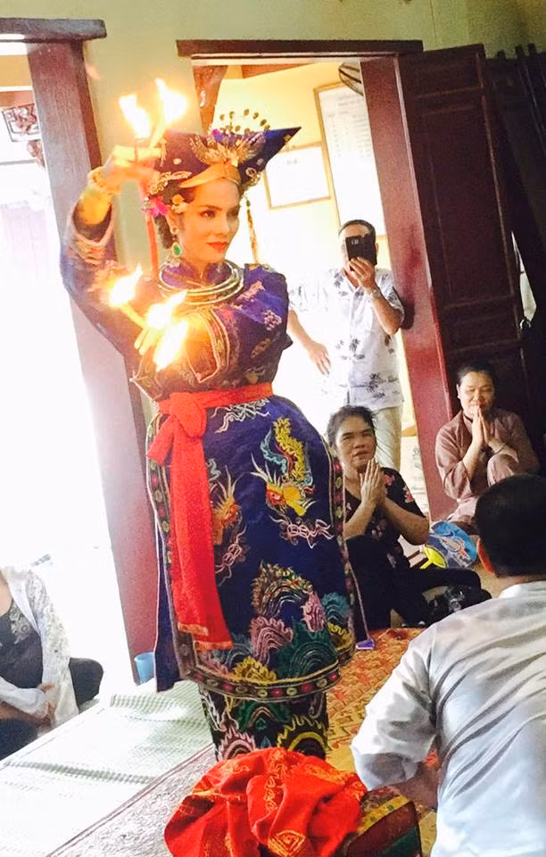 Cuoc song doi thuc it biet cua "ac nu" man anh Viet-Hinh-2