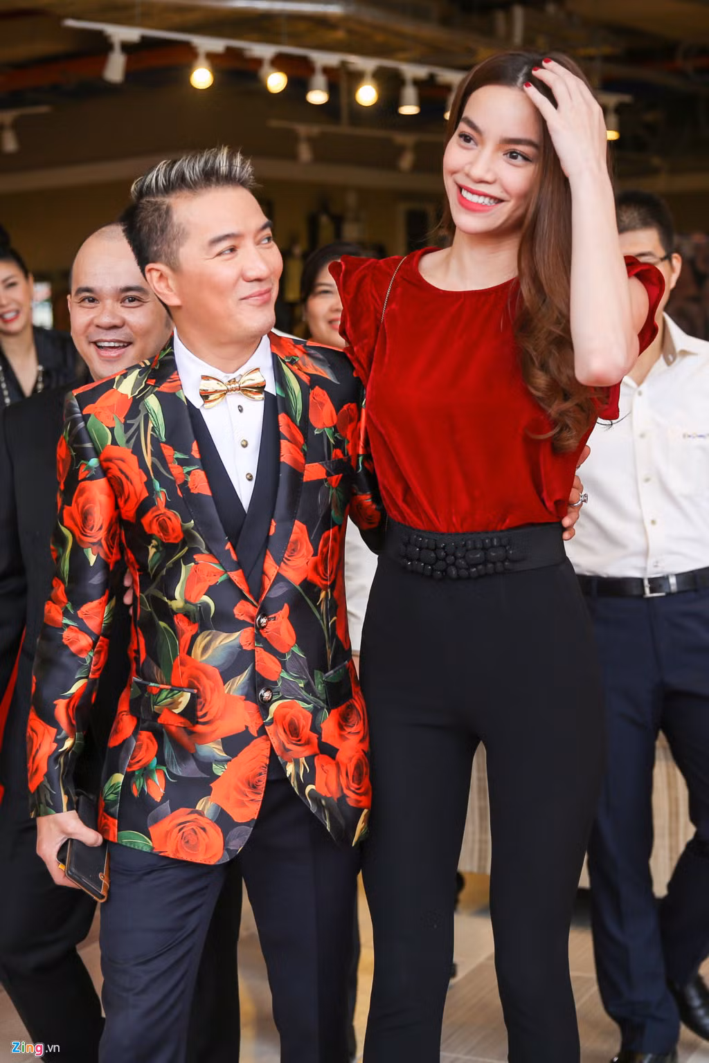 Ha Ho va Mr Dam da khong con la ban be tren facebook?-Hinh-2