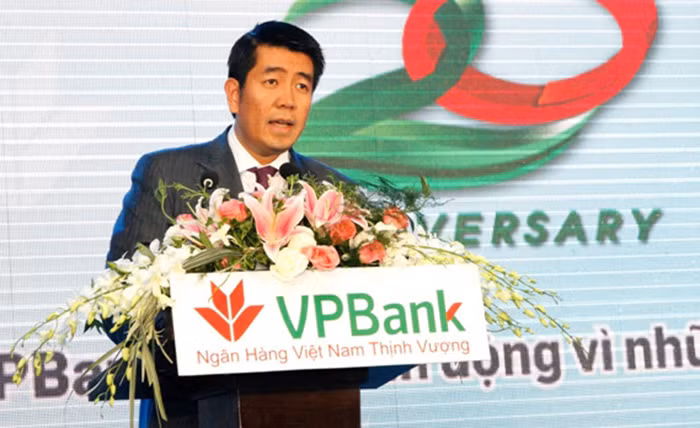 Nguoi than pho chu tich gom co phieu, VPBank sap co chu moi?
