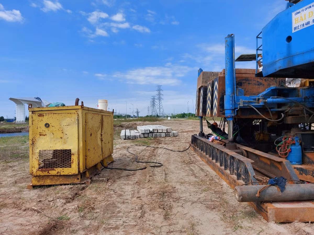 Hải Phòng: Biển quảng cáo không phép tại KCN Deep C suốt nhiều năm? - Hình 7 Hai Phong: Bien quang cao khong phep tai KCN Deep C suot nhieu nam?-Hinh-7