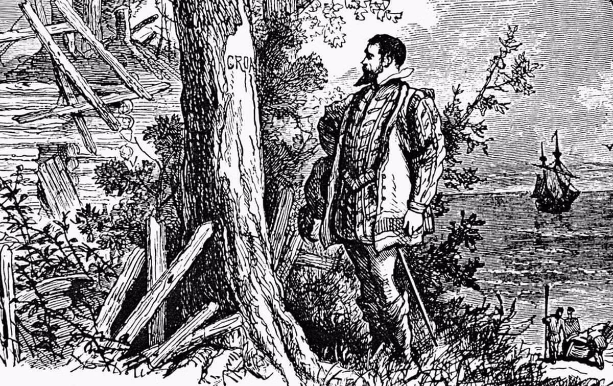 "CROATOAN" là cái tên ngầm chỉ tên của người bản địa sống trên đảo Roanoke. Đồng thời, đây cũng là tên một hòn đảo nằm ở phía nam. Do đó, ông John White cho rằng, đoàn di cư Roanoke Colony có thể đã chuyển tới đảo Croatoan nằm cách đảo Roanoke khoảng 80 km về phía nam.