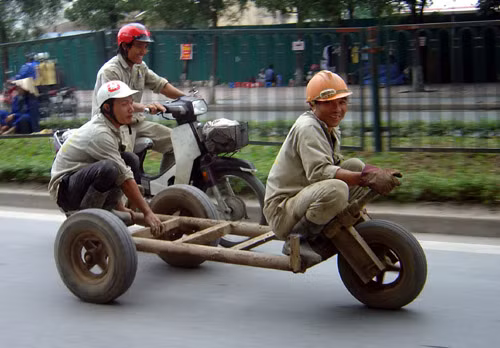 Đến "lầy".