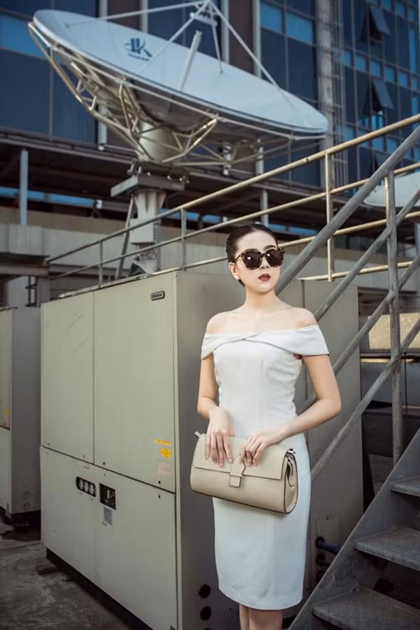 Cùng xem lại một số hình ảnh xinh đẹp như người mẫu của Mai Ngọc hiện nay: