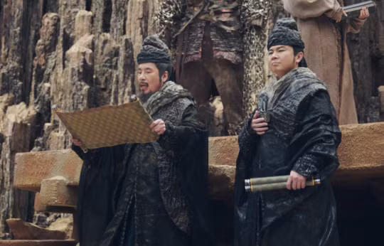 Oh Dal Soo (trái) sẽ bị loại khỏi phim "Thử thách thần chết"