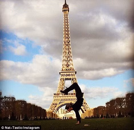 hay tháp Eiffel của Pháp.