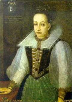 Vì vậy, nữ bá tước Elizabeth Bathory bị đem ra xét xử năm 1611. Tuy nhiên, do mang dòng máu quý tộc và chồng có nhiều công trạng nên nữ bá tước được miễn án tử nhưng bị giam cầm suốt đời tại chính lâu đài đã sát hại hơn 600 cô gái trẻ.