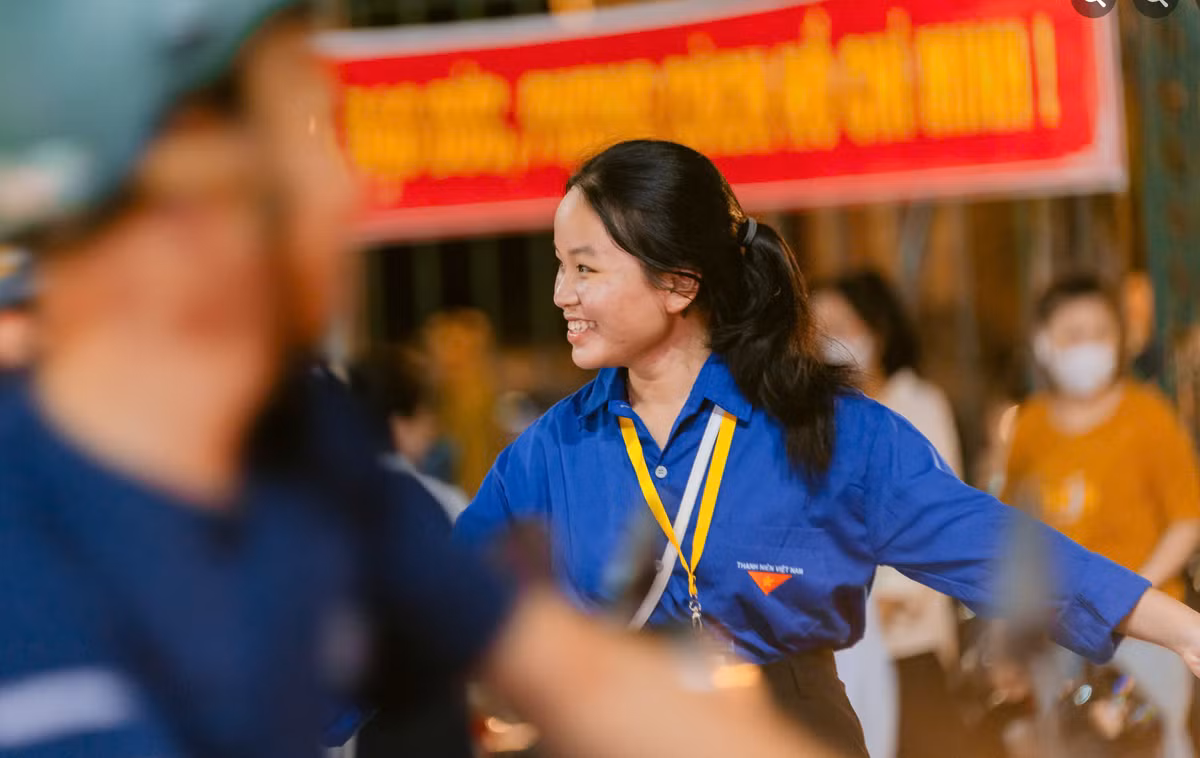 Niềm vui của các tình nguyện viên khi được tham gia sự kiện lớn của quê hương Hải Hậu.