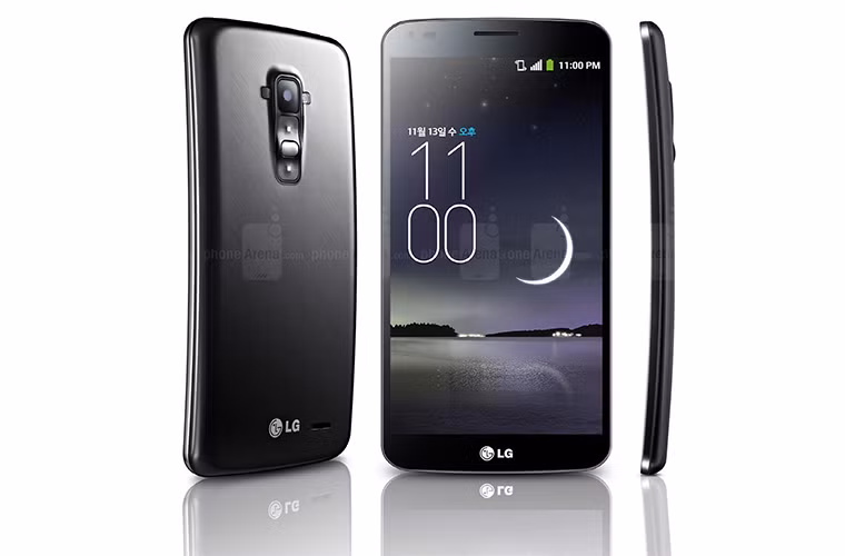  LG G Flex: Vài tuần sau khi Samsung ra mắt Galaxy Round, LG cũng công bố smartphone màn hình cong của hãng có tên gọi là G Flex. Không giống như Galaxy Round cong từ trái qua phải, G Flex cong từ trên xuống dưới, mang đến cảm giác cầm nắm hoàn toàn khác biệt.