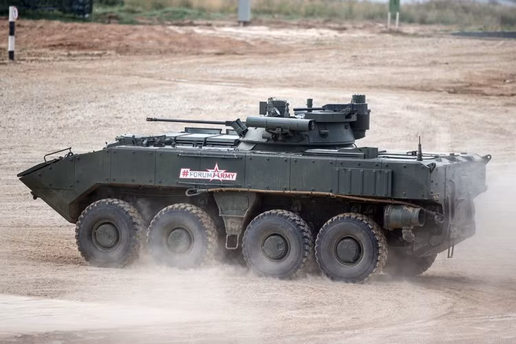 Theo chuyên gia quân sự Alexander Mikheyev - giám đốc điều hành của Rosoboronexport tiết lộ, nhiều quốc gia Châu Phi, Trung Đông, Đông Nam Á đã thể hiện sự quan tâm của họ đối với xe thiết giáp Bumerang.