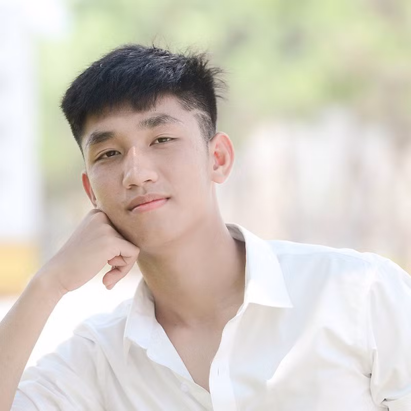 Bong da Viet Nam: Doi hinh tuoi Suu 'ganh vac tuong lai'-Hinh-5