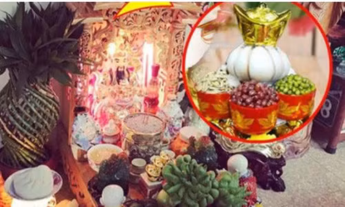 Vi sao trong ngay ram thang Gieng nen dat toi len ban tho?