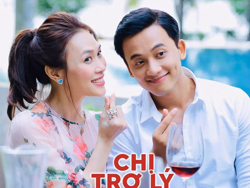 Sau MV “Em gái mưa”, Mai Tài Phến hợp tác với ca sĩ Mỹ Tâm. Cả hai đóng chung MV “Đừng hỏi em” và phim điện ảnh “Chị trợ lý của anh”.