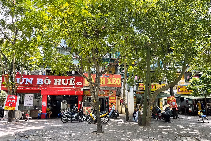 Quan an dong nghit shipper, vi pham quy dinh chong dich COVID-19-Hinh-9