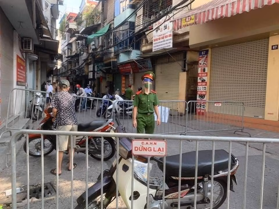 Hà Nội phong tỏa phường Chương Dương do có ca dương tính COVID-19 Ha Noi phong toa phuong Chuong Duong do co ca duong tinh COVID-19