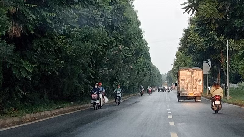 “Cho coc” bung phat tren Dai lo Thang Long, hiem hoa khon luong-Hinh-5