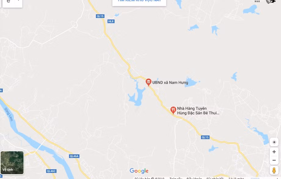 Nguyên nhân vụ tai nạn vẫn đang được các cơ quan chức năng làm rõ. (Địa điểm xã Nam Hưng, huyện Nam Đàn, Nghệ An nơi xảy ra tai nạn)