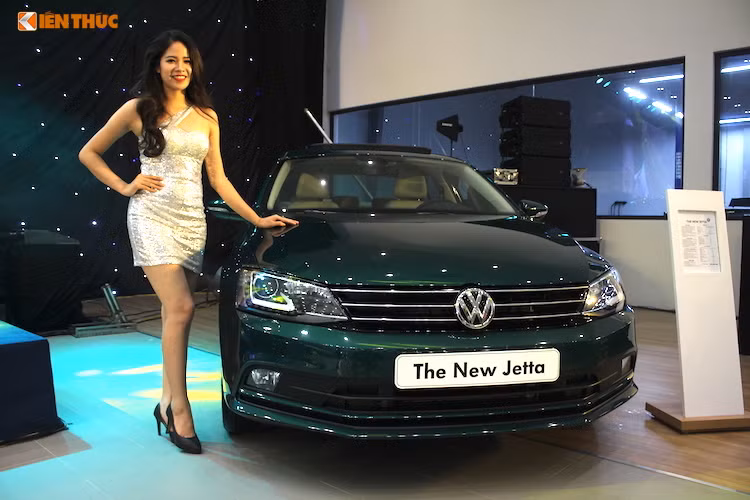 Trong đợt giảm giá vào tháng 6 vừa qua, chỉ có 2 dòng xe nêu trên của Volkswagen được giảm giá tại Việt Nam. Trong khi đó, các dòng xe còn lại của hãng như Jetta, Passat, Tiguan và Sharan vẫn giữ nguyên giá niêm yết. Tuy nhiên trong tương lai gần, 2 dòng xe Jetta và Tiguan nhiều khả năng cũng sẽ được giảm giá. Hiện tại, Tiguan đã có thế hệ mới trên Thế giới trong khi Jetta được lắp ráp tại Malaysia.