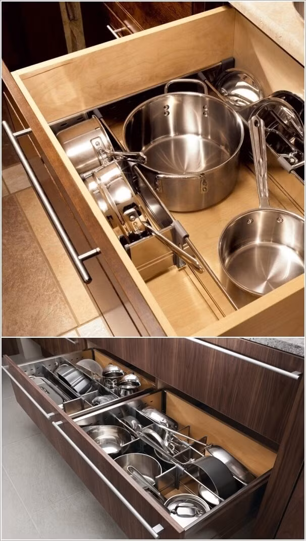 Ngăn kéo đựng các loại nồi inox.