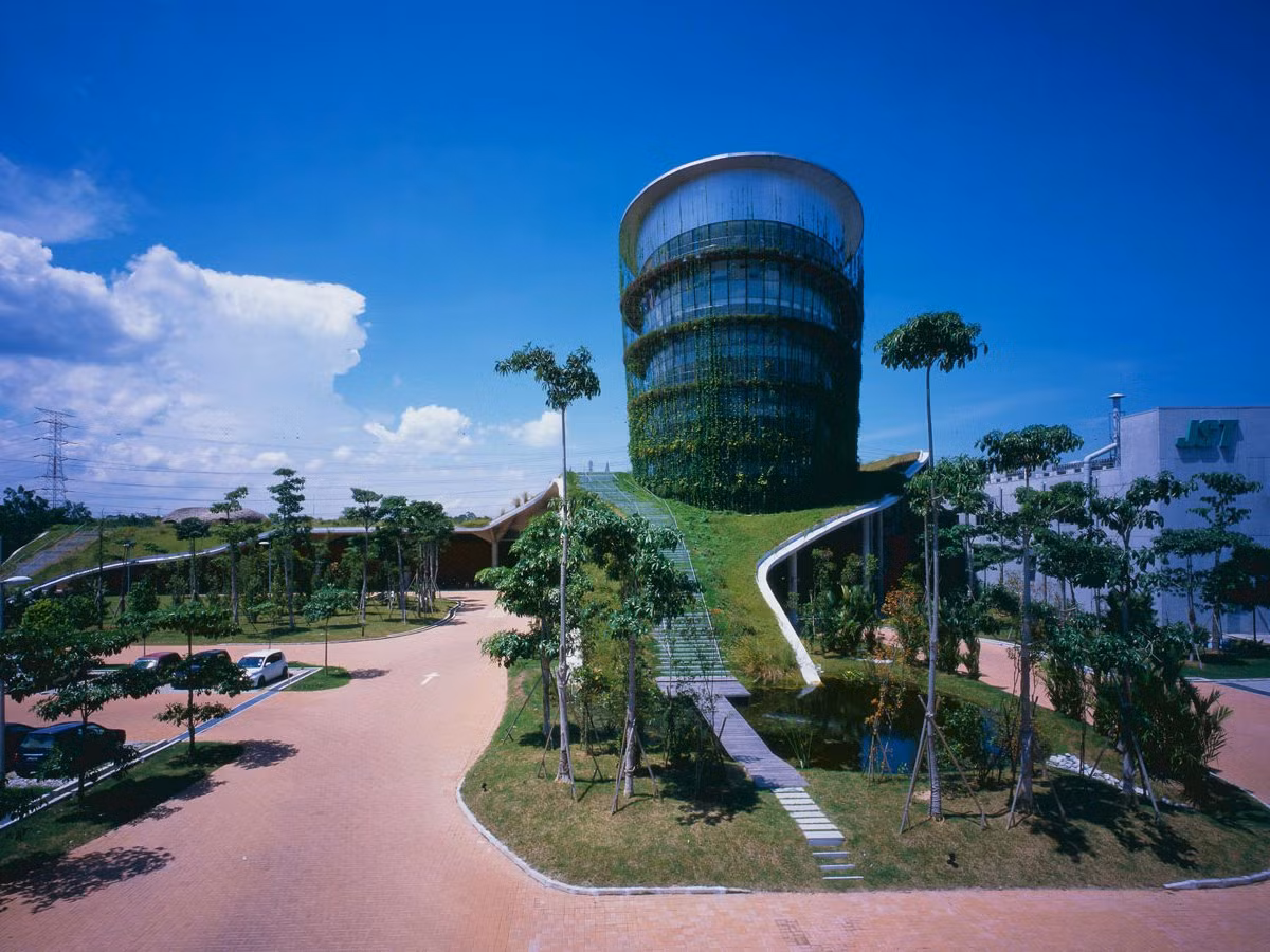 Công trình độc đáo Nhà máy ở Trái đất (Factory in the Earth) ở Malaysia.