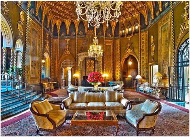 Mar-a-Lago Club từng là một trong những khách sạn nhất "kỳ lạ" với 118 phòng xây từ những năm 1920. Trump mua lại khách sạn vào năm 1985 với giá dưới 10 triệu USD, cải tạo và biến nó thành resort như hiện nay.