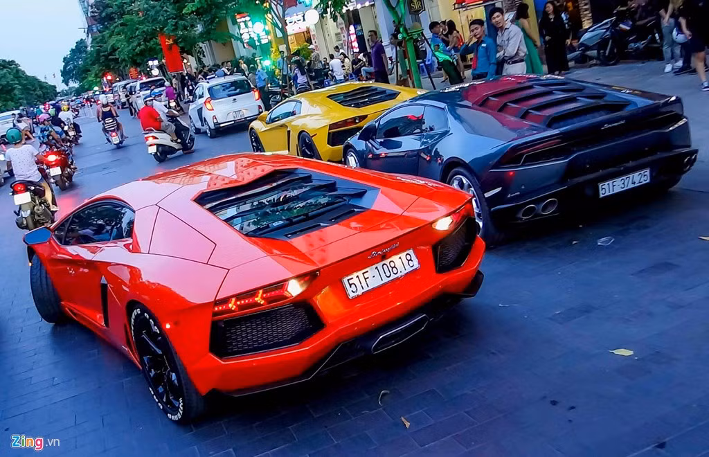 Tính đến thời điểm này, Việt Nam chỉ có 4 chiếc Lamborghini Aventador, 3 trong số đó tập trung tại TP HCM.