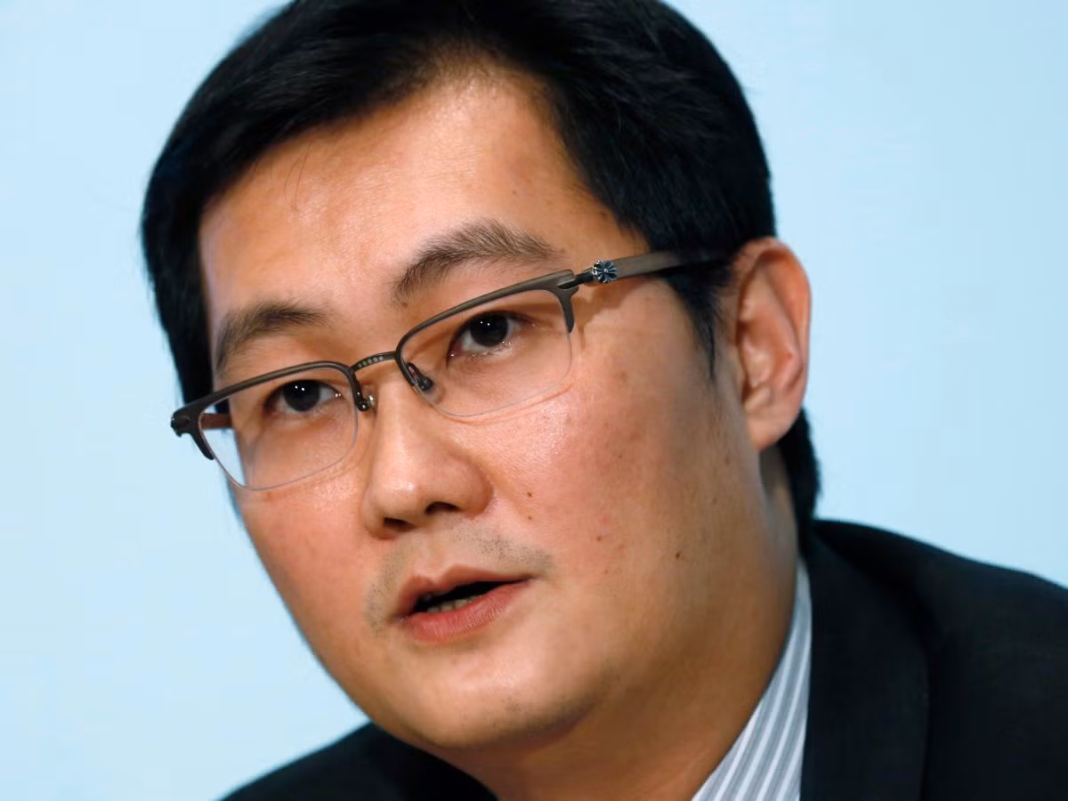 7. Ma Huateng (Trung Quốc), tổng tài sản: 17,1 tỷ USD, 44 tuổi: Ông Ma Huateng thành lập cổng thông tin Internet lớn nhất Trung Quốc, Tencent Holdings, vào năm 1998.