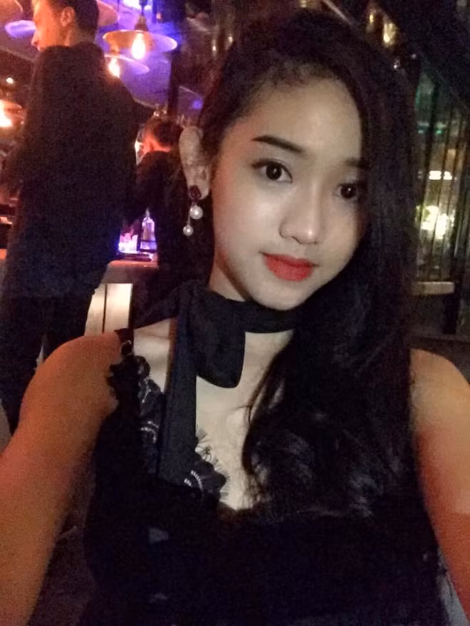 Sau khi tốt nghiệp THPT, Thuý Vy chuyển hẳn lên Sài Gòn sống.