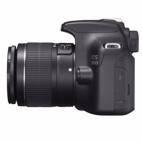 Máy ảnh EOS 1100D (Kit), giá tham khảo khoảng 7-8 triệu đồng: Đây là chiếc máy ảnh DSLR phân khúc tầm trung với giá cả phải chăng và bốn màu sắc hợp thời trang. Chiếc máy được trang bị một màn hình LCD TFT 2,7 inch góc ngắm rộng với 230.000 điểm ảnh, với được thiết kế bố trí lại để hỗ trợ chụp một tay.