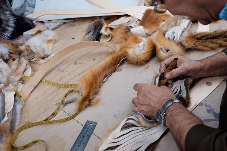 Trong năm 2013, quốc gia này xuất khẩu lông thú lên tới hơn 950 triệu USD.