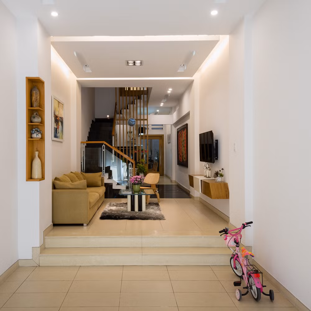 Đồng thời thiết kế của ngôi nhà cho phép các gian phòng bên trong đều được thông gió và ánh sáng tự nhiên.