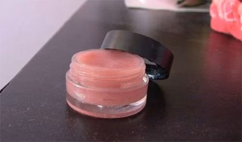 Tự chế 4 loại son dưỡng môi từ thiên nhiên - Hình 5 Tu che 4 loai son duong moi tu thien nhien-Hinh-5