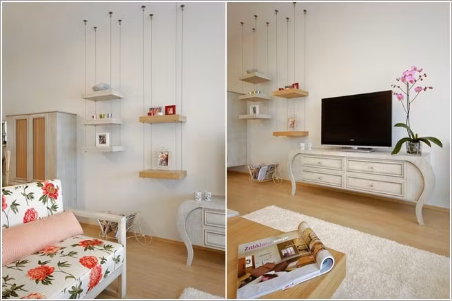 Phòng khách đẹp hơn và thu hút hơn với những giá để đồ treo cạnh bức tường trắng.