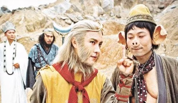 Lão Tôn và Lão Trư trong "Tây du ký" phiên bản TVB 1996 có tạo hình sặc tính gây cười.