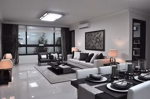 Lấy vợ Hà Nội nên Chi Bảo cũng rất chiều bà xã khi tậu hẳn một căn hộ cao cấp tại Thủ đô.